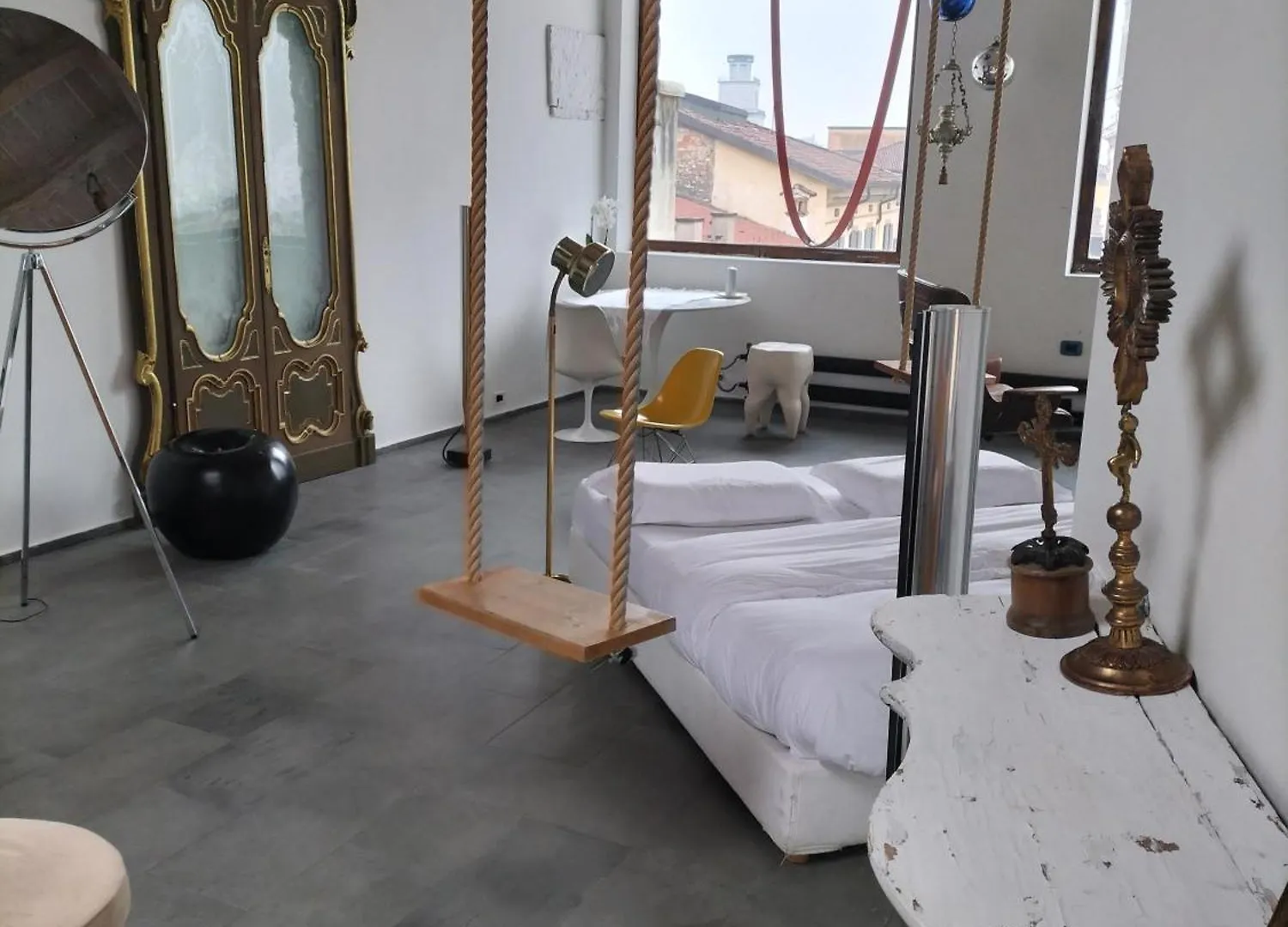 Spirit Of The Moon Apartment Brescia