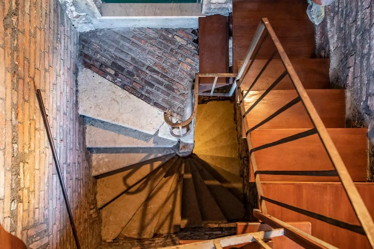 Spirit Of The Moon Apartment Brescia